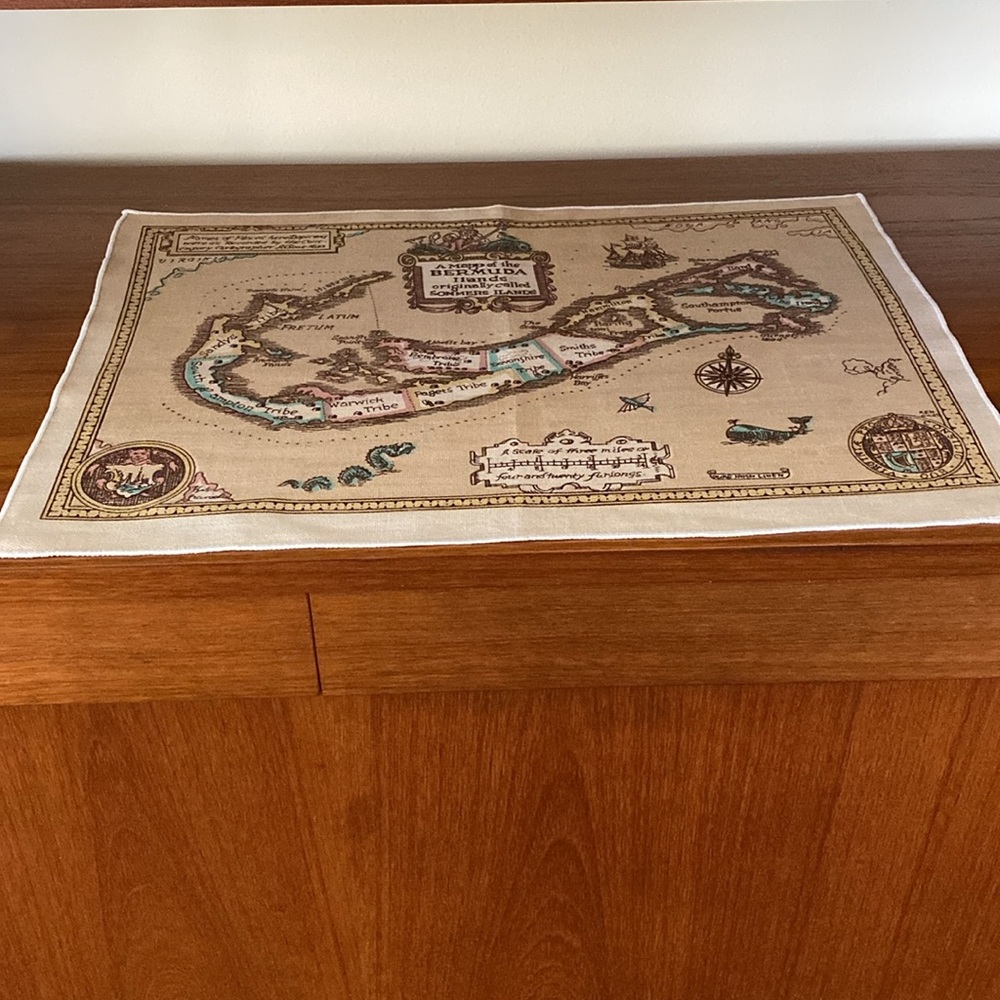 VTG Pure Irish Linen Bermuda Map - Picture 8 of 10